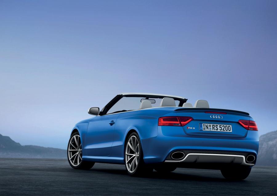  Audi RS5 Cabriolet 2012 года  (WW) (фото 25 из 98)